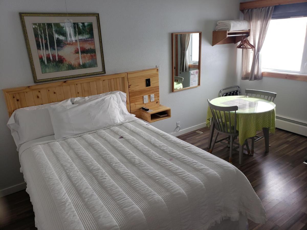 Quest Motel Whitewood Chambre photo