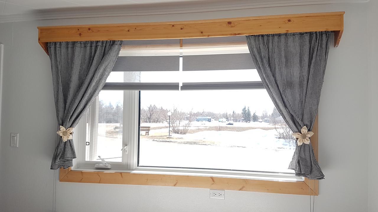 Quest Motel Whitewood Extérieur photo