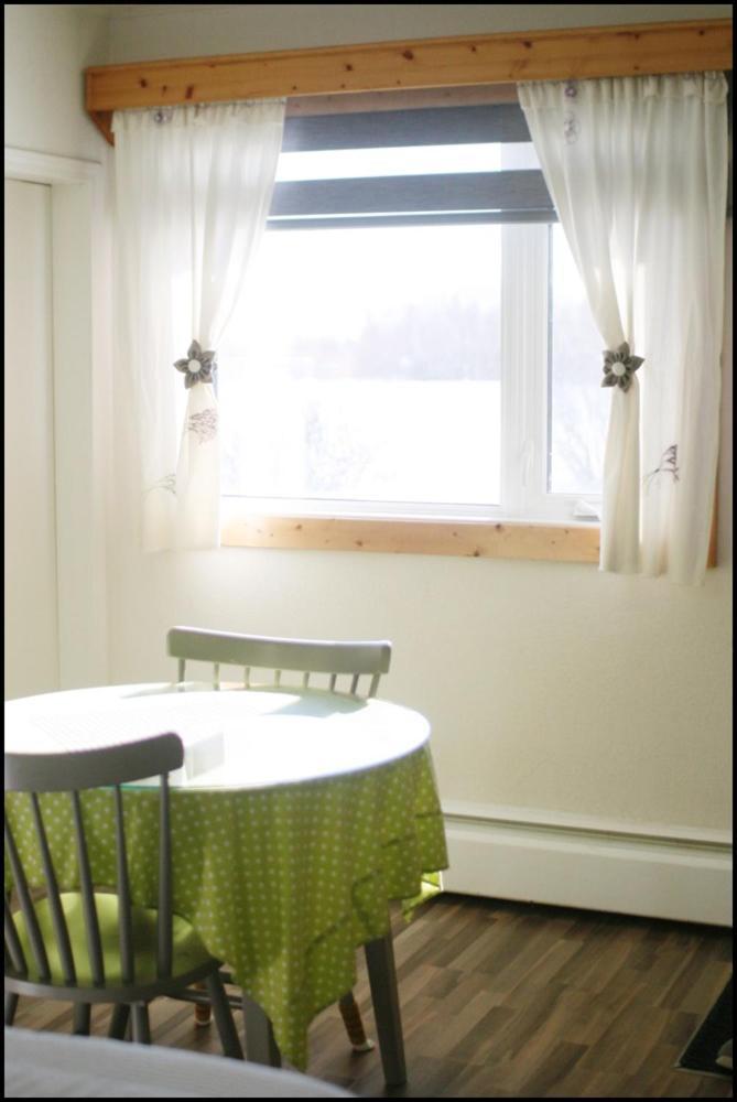 Quest Motel Whitewood Extérieur photo
